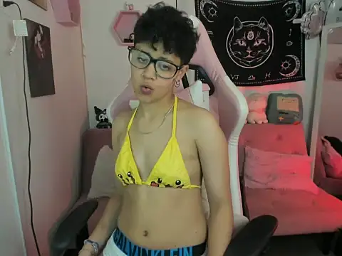 Jade Rayden online show from 04/19/26, 05:30