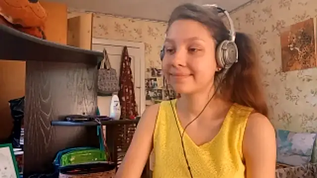 QutieDaSweet online show from 09/26/25, 07:04