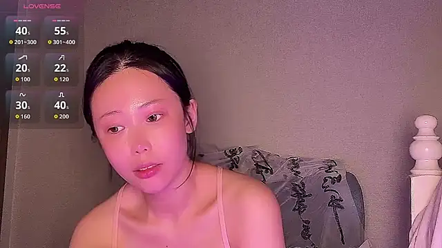 Snapshot of Sweet-taiyang chatting on 09/24/25, 02:34 Sweet-taiyang online show from 09/24/25, 02:34