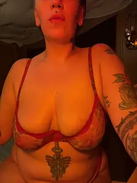 eggsma666 online show from 09/14/25, 07:09