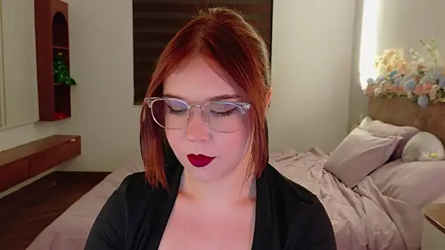 Lilith Bonheur online show from 05/29/26, 01:06