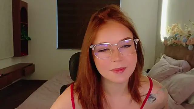Lilith Bonheur online show from 05/26/26, 10:19