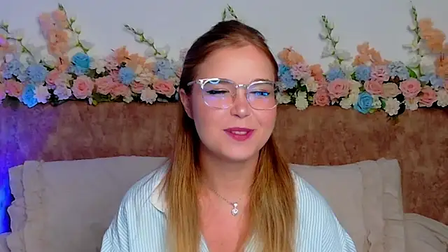 Lilith Bonheur online show from 03/26/26, 01:31