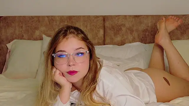 Lilith Bonheur online show from 02/11/26, 12:10