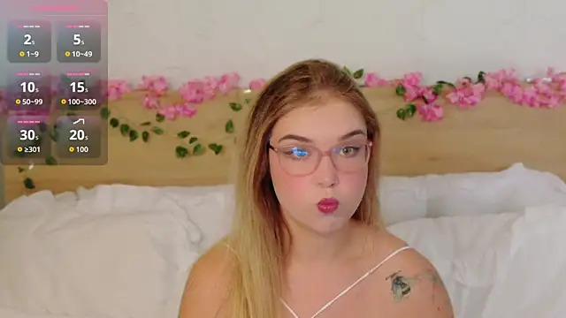 Lilith Bonheur online show from 12/16/25, 10:03