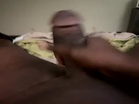 Snapshot of 1HOEBOSS chatting on 11/18/25, 05:11 1HOEBOSS online show from 11/18/25, 05:11