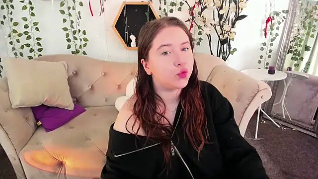 Snapshot of Selena_Muse chatting on 03/04/26, 01:30 Selena Muse online show from 03/04/26, 01:30