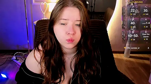 Snapshot of Selena_Muse chatting on 03/02/26, 01:29 Selena Muse online show from 03/02/26, 01:29