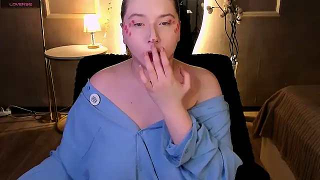 Selena Muse online show from 02/06/26, 01:29