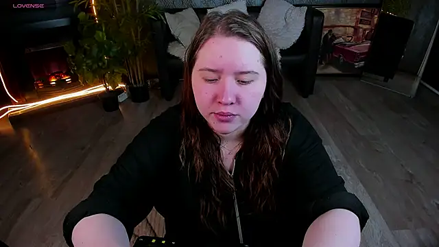 Snapshot of Selena_Muse chatting on 03/24/26, 05:29 Selena Muse online show from 03/24/26, 05:29