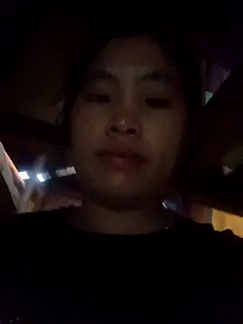 Luyen004 online show from 09/17/25, 11:51