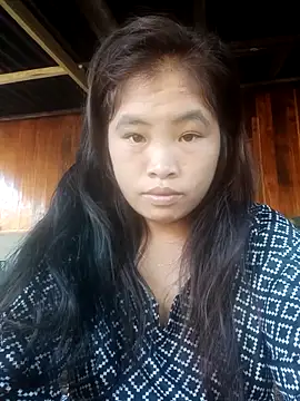 Luyen004 online show from 10/05/25, 01:13