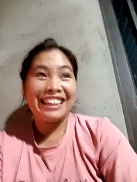 Luyen004 online show from 04/17/26, 11:57