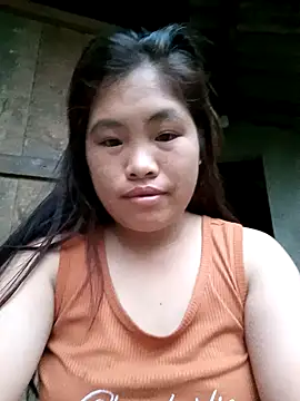 Luyen004 online show from 04/14/26, 10:48