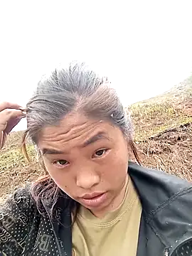 Luyen004 online show from 03/24/26, 02:33