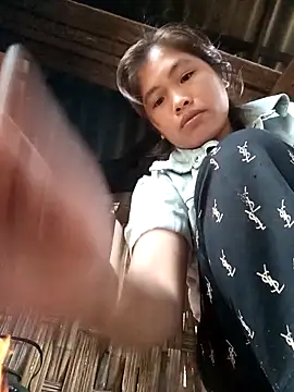 Luyen004 online show from 04/29/26, 01:10