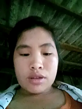 Luyen004 online show from 03/29/26, 11:01