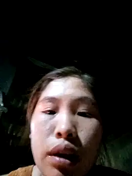Luyen004 online show from 04/12/26, 12:08