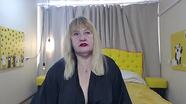 EmmaEllison online show from 03/08/26, 07:11