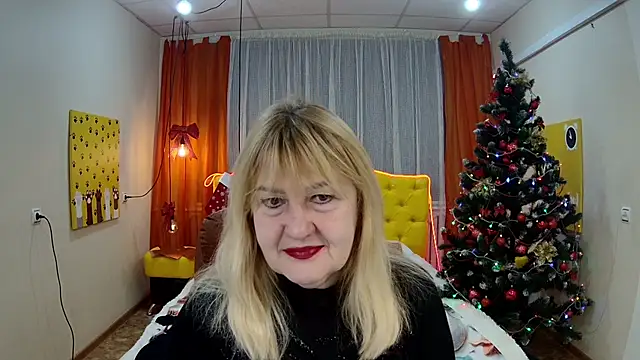 EmmaEllison online show from 11/30/25, 07:09