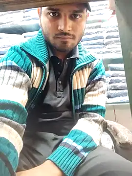 Snapshot of lil_saintdeath chatting on 11/10/25, 12:32 lil saintdeath online show from 11/10/25, 12:32