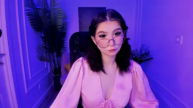 MeLLSawertyq online show from 11/04/25, 07:28