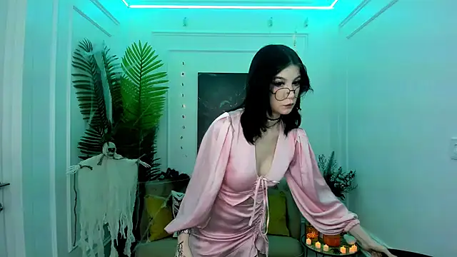 MeLLSawertyq online show from 10/17/25, 07:15