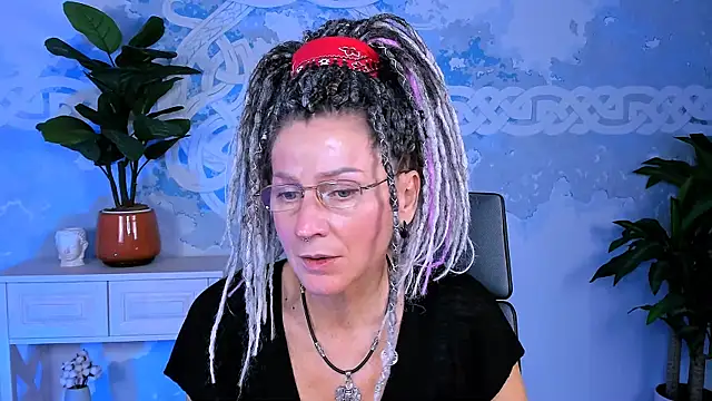 Snapshot of UmaSpace chatting on 10/06/25, 05:08 UmaSpace online show from 10/06/25, 05:08