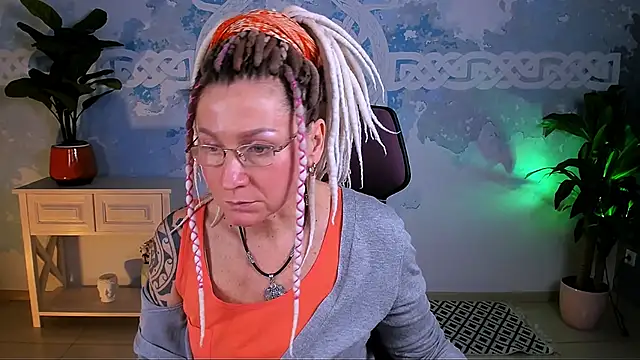 UmaSpace online show from 02/03/26, 06:33