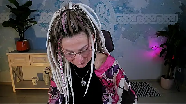 UmaSpace online show from 02/06/26, 05:14