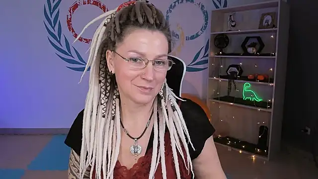 UmaSpace online show from 12/21/25, 05:09