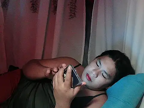 Huntrix2025 online show from 12/22/25, 01:33