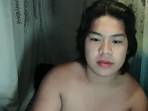 Huntrix2025 online show from 11/14/25, 09:51