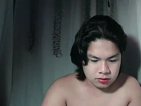 Huntrix2025 online show from 12/15/25, 09:42