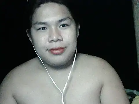 Snapshot of Huntrix2025 chatting on 05/25/26, 02:05 Huntrix2025 online show from 05/25/26, 02:05