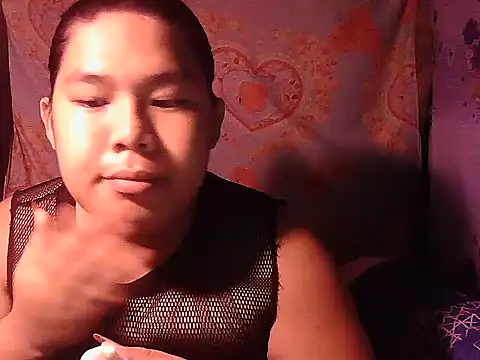 Huntrix2025 online show from 07/04/26, 01:04