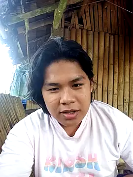 Huntrix2025 online show from 11/23/25, 03:38