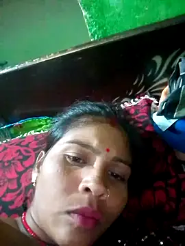 Snapshot of Sort_xr12 chatting on 10/28/25, 07:02 Sort xr12 online show from 10/28/25, 07:02