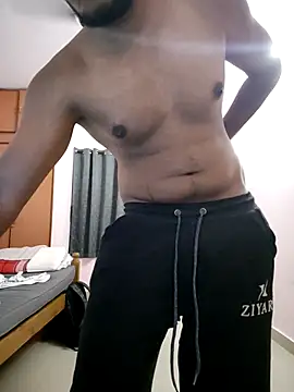 varun69247 online show from 04/18/26, 11:12