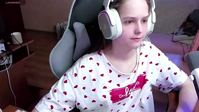 SharybbFace online show from 03/18/26, 03:24