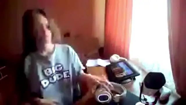 Snapshot of SharybbFace chatting on 09/17/25, 01:46 SharybbFace online show from 09/17/25, 01:46