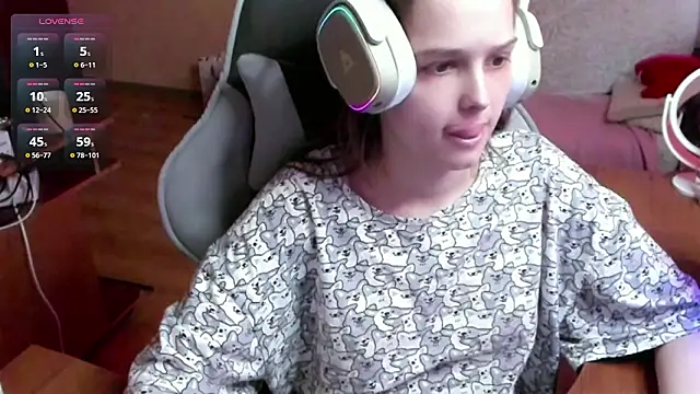 SharybbFace online show from 03/19/26, 03:01