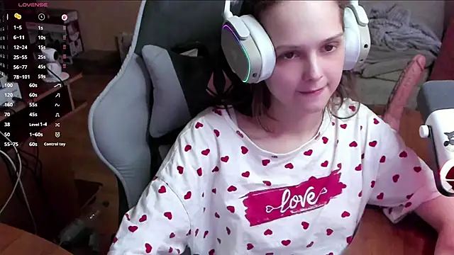 SharybbFace online show from 04/06/26, 03:13