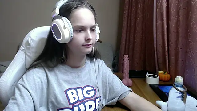 Snapshot of SharybbFace chatting on 10/08/25, 03:02 SharybbFace online show from 10/08/25, 03:02