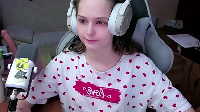 SharybbFace online show from 02/06/26, 02:02