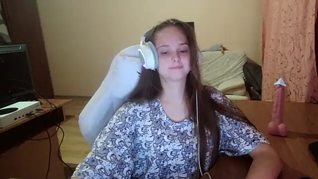 Snapshot of SharybbFace chatting on 09/26/25, 05:20 SharybbFace online show from 09/26/25, 05:20