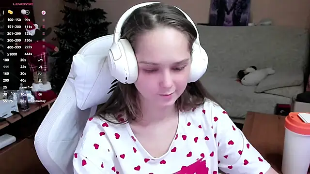 Snapshot of SharybbFace chatting on 12/01/25, 03:13 SharybbFace online show from 12/01/25, 03:13