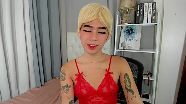 Snapshot of CandySweetCock chatting on 02/15/26, 05:41 CandySweetCock online show from 02/15/26, 05:41
