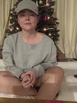 Mia Winters online show from 12/21/25, 05:47