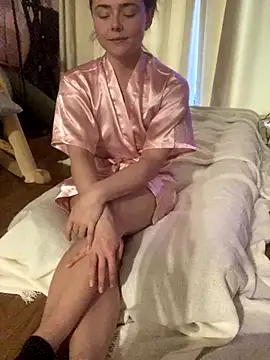 Mia Winters online show from 11/22/25, 04:17